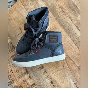 Levi’s‎ Strauss high top shoes